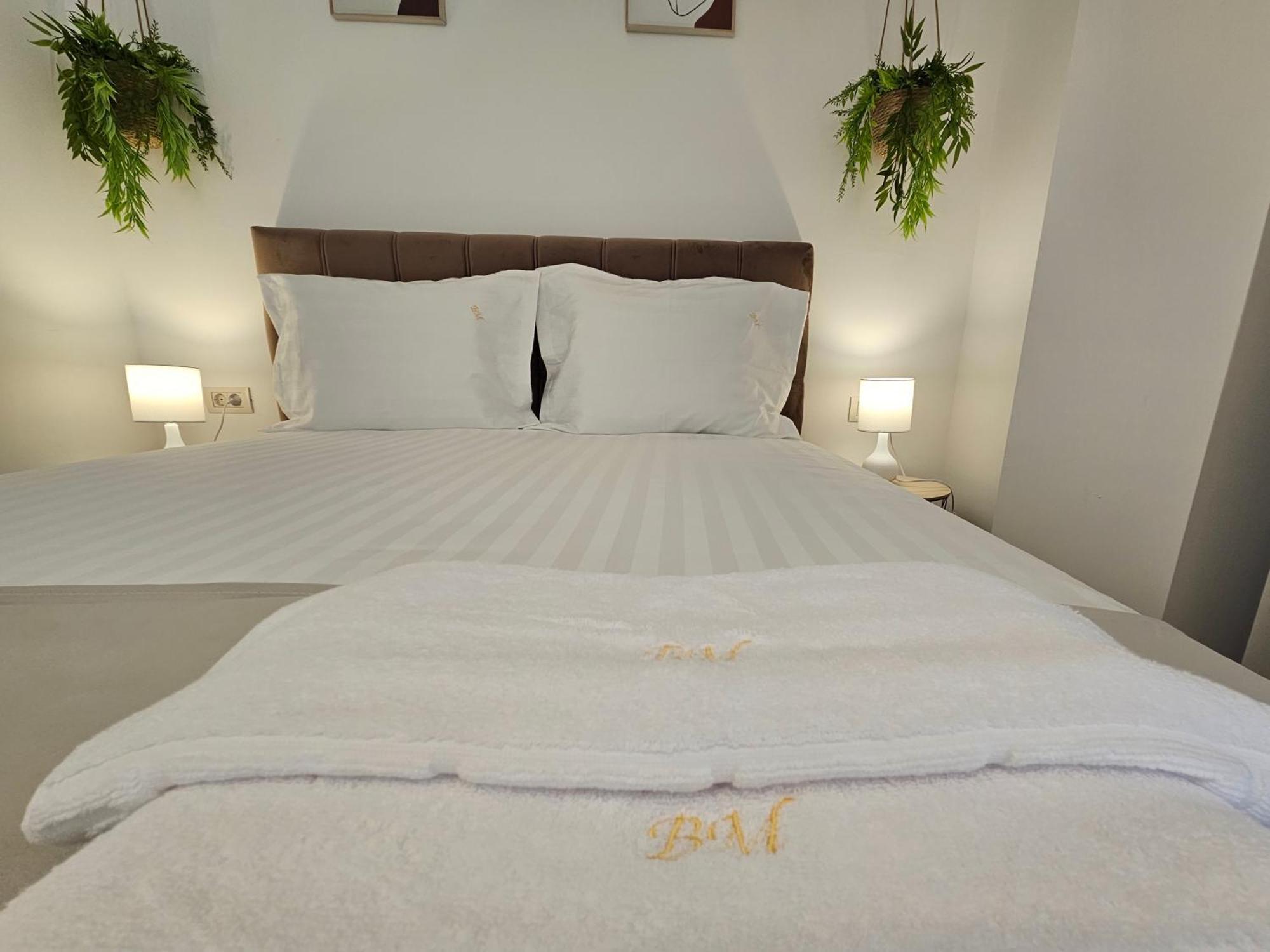 Bali Del Mar Apartments Năvodari Exteriör bild