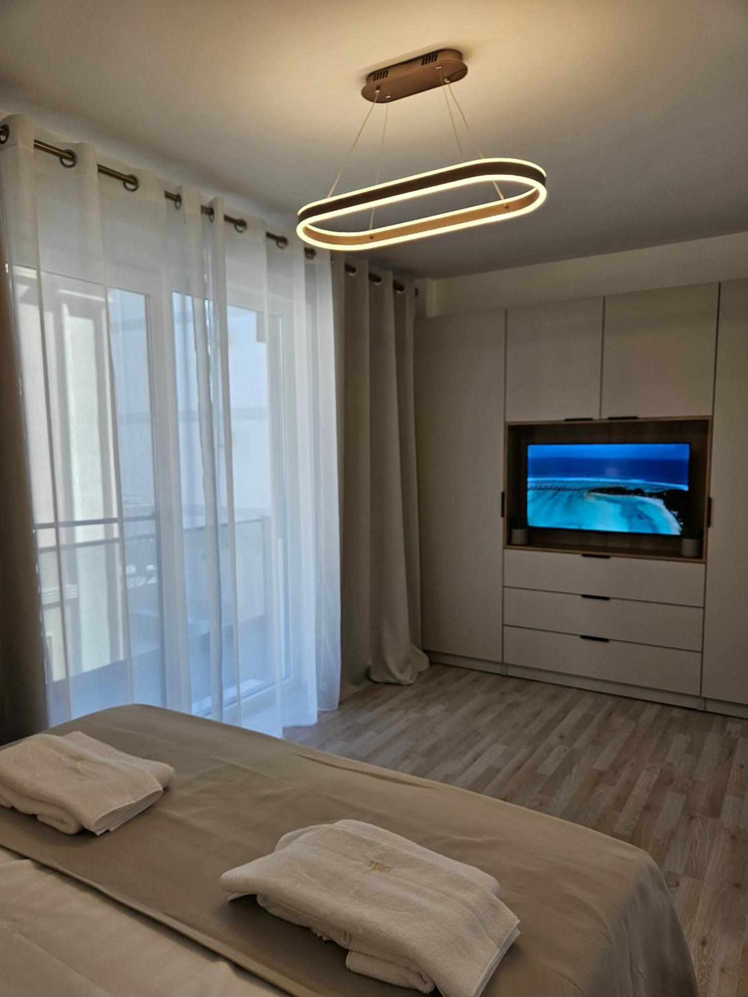 Bali Del Mar Apartments Năvodari Exteriör bild