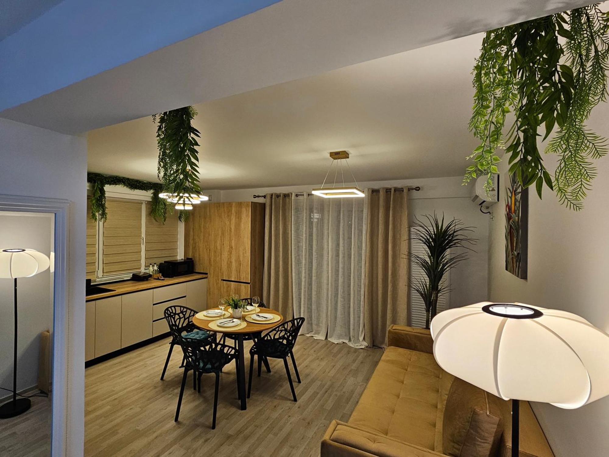 Bali Del Mar Apartments Năvodari Exteriör bild