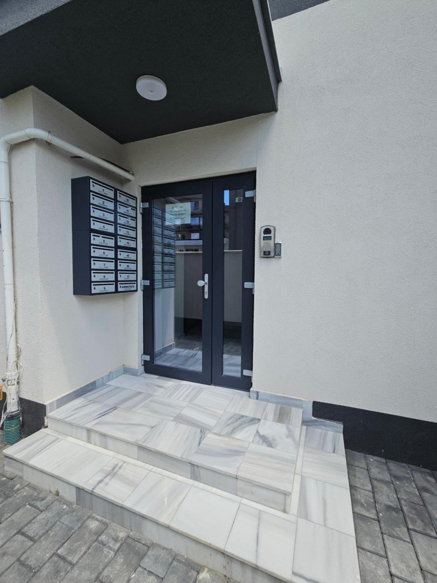 Bali Del Mar Apartments Năvodari Exteriör bild